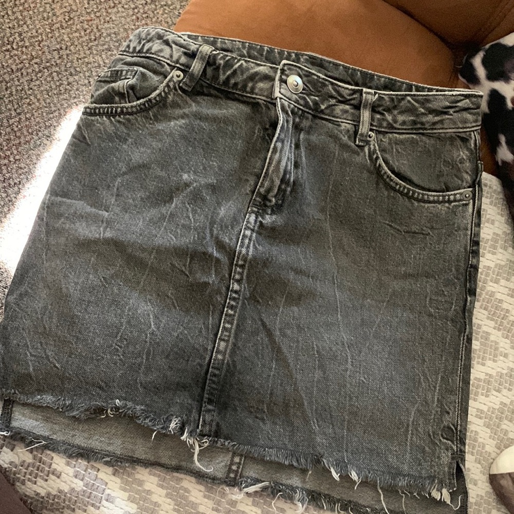 black distressed jean skirt